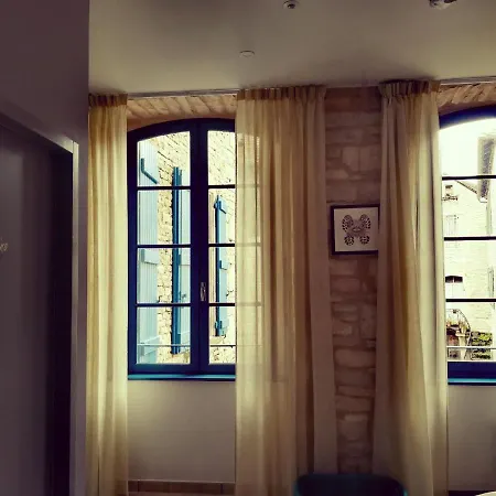 La Maison Des Pelerins Villeneuve-d'Aveyron