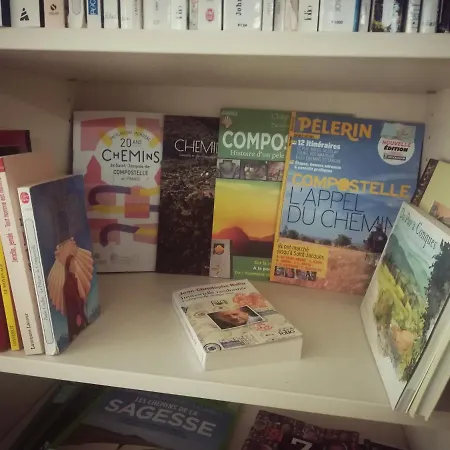 La Maison Des Pelerins Villeneuve-dʼAveyron