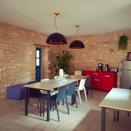 La Maison Des Pelerins *